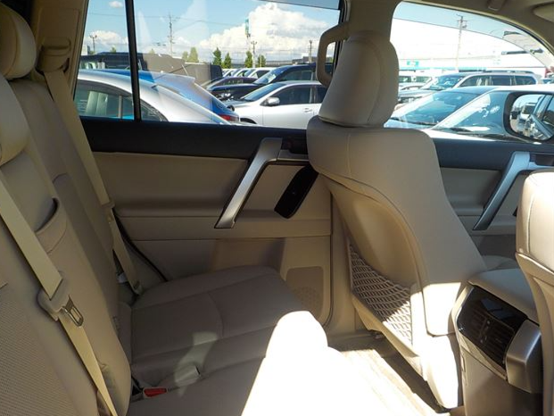 
								Toyota Land Cruiser Prado TX-L Limited Package 2021 Gray Color full									