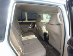 
										Toyota Land Cruiser Prado TX-Limited Package 2021 Pearl Color full									