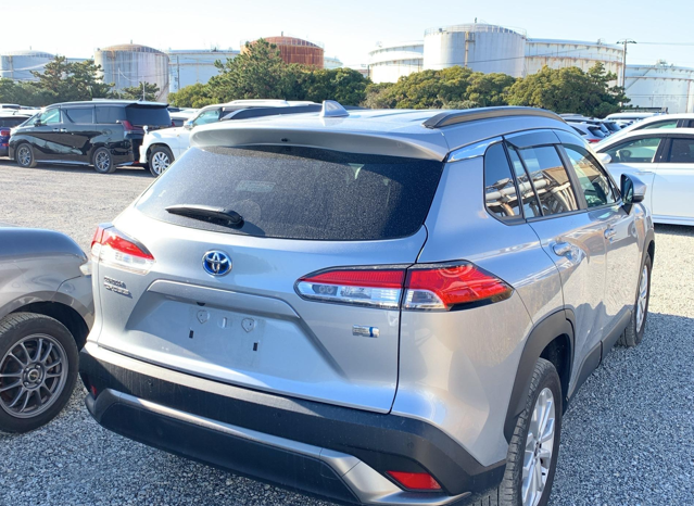 
								Toyota Corolla Cross Z Leather package 2022 Silver Color JDM full									