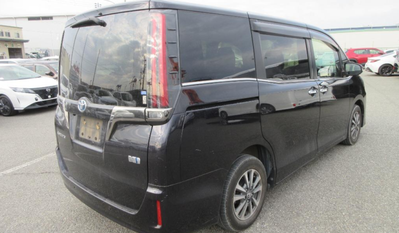 
								Toyota Esquire-GI Premium Package Non Hybrid 2021 Black Color full									