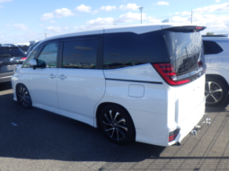 
										Toyota Voxy-SZ Package Hybrid 2022 Pearl Color full									