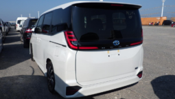 
										Toyota Noah-SZ Package Hybrid 2025 Pearl Color full									