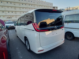 
										Toyota Noah S-Z Package Non Hybrid 2022 Pearl Color full									