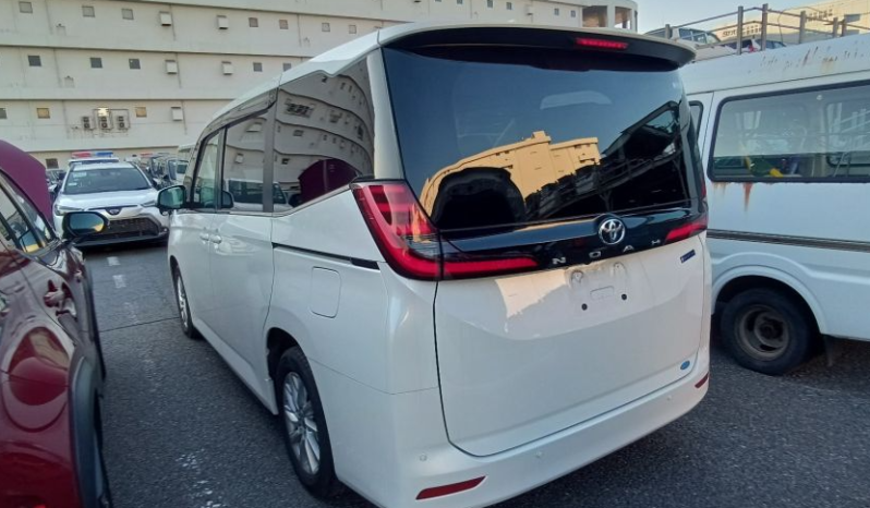 
								Toyota Noah S-Z Package Non Hybrid 2022 Pearl Color full									