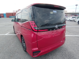 
										Toyota Noah S-Z Package Hybrid 2024 Red Wine Color full									