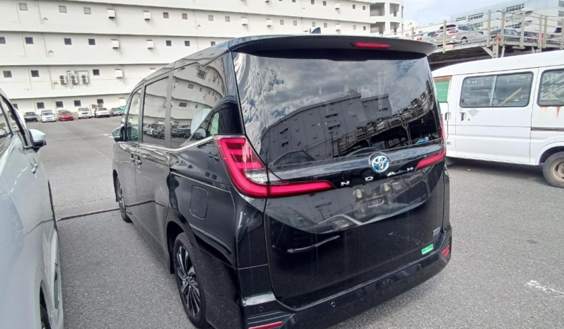 
								Toyota Noah S-Z Package Hybrid 2023 Black Color full									