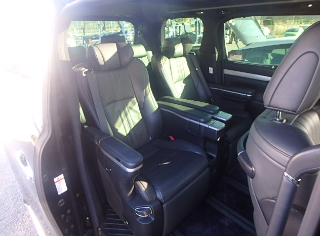 
								Toyota Alphard Executive Lounge Package 2021 Black Color full									