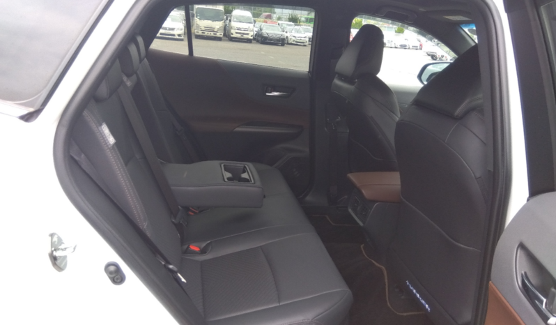 
								‎Toyota Harrier Z Leather Package 2023 Pearl Color full									