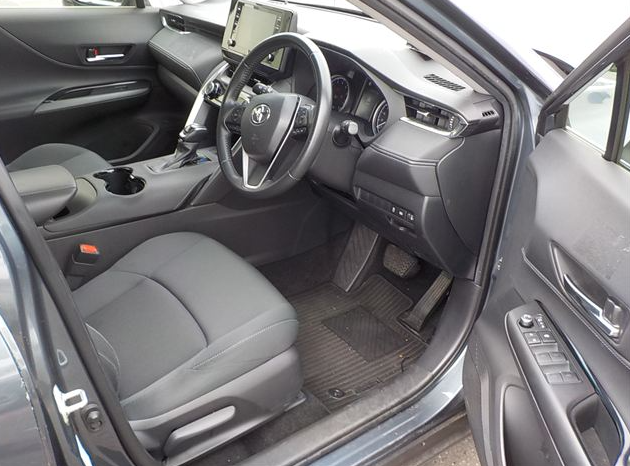 
								‎Toyota Harrier S Package 2022 Gray Color full									