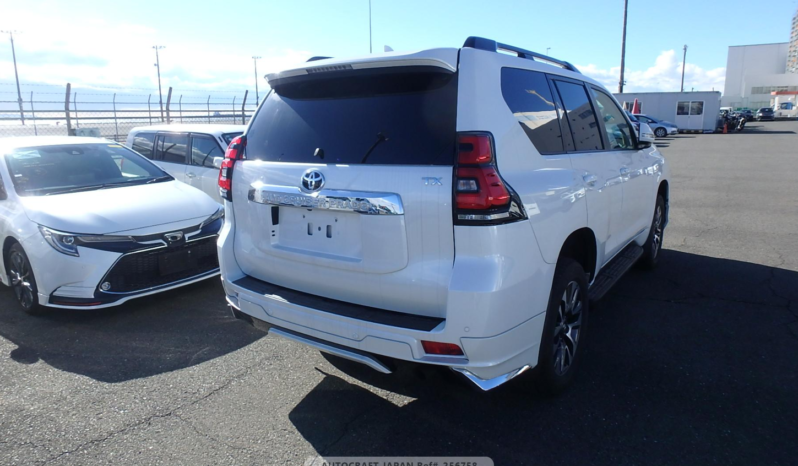 
								Toyota Land Cruiser Prado TX-L Limited Package 2022 Pearl Color full									