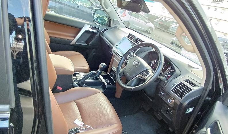 
								Toyota Land Cruiser Prado 70th Anniversary Edition Package 2022 Black Color full									