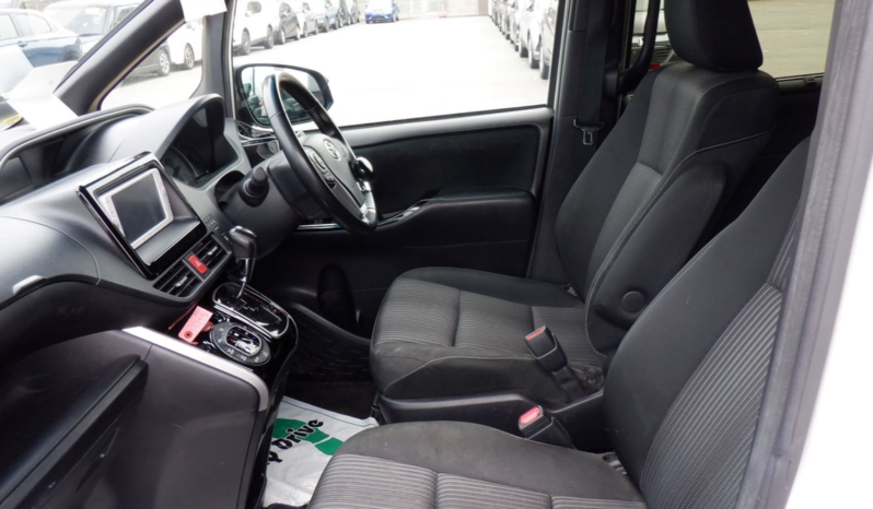 
								Toyota Voxy-SZ Package Hybrid 2020 Black Color full									