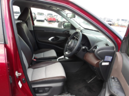 
										Toyota Yaris Cross-Z Leather Package 2021 Red Wine Color full									